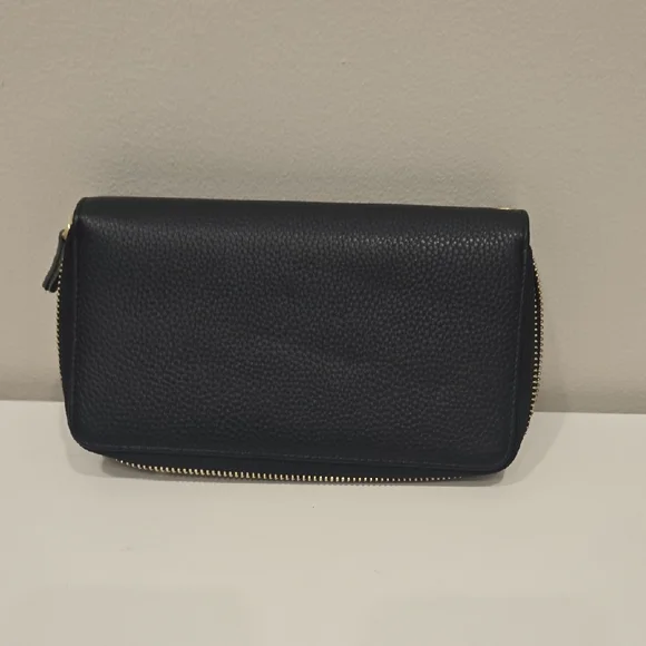 Black Leather Wallet - Picture 1 of 14